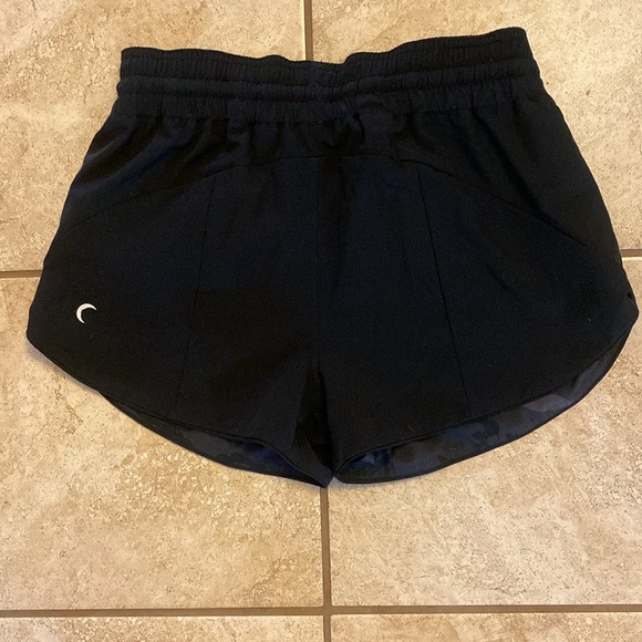 ZYIA FOREST CAMO FLIP IT SHORTS-SIZE M - Picture 7 of 8